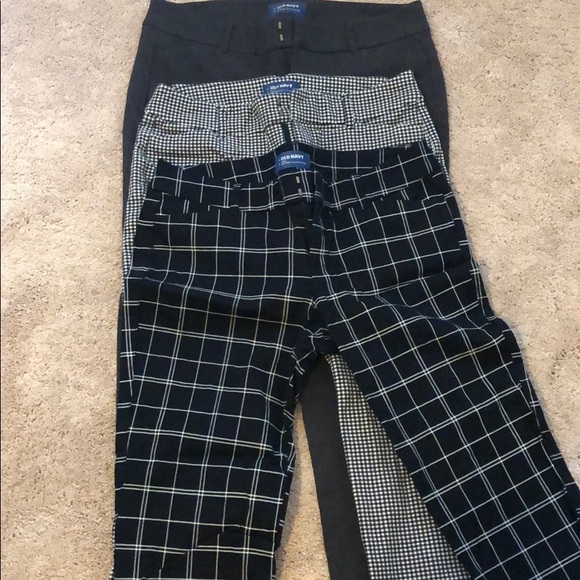 Old Navy Pixie Pants - Picture 2 of 2